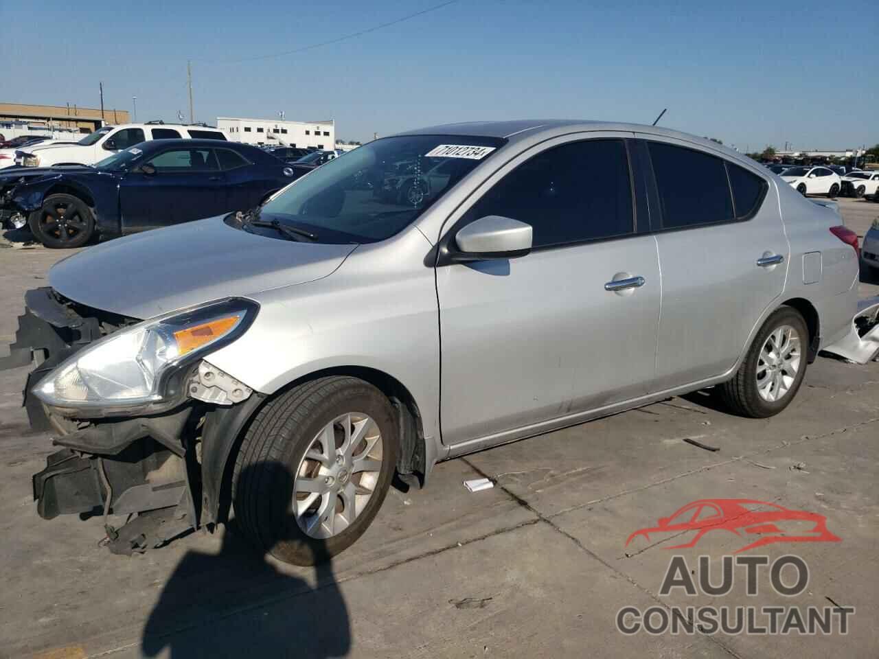 NISSAN VERSA 2017 - 3N1CN7AP5HL810468