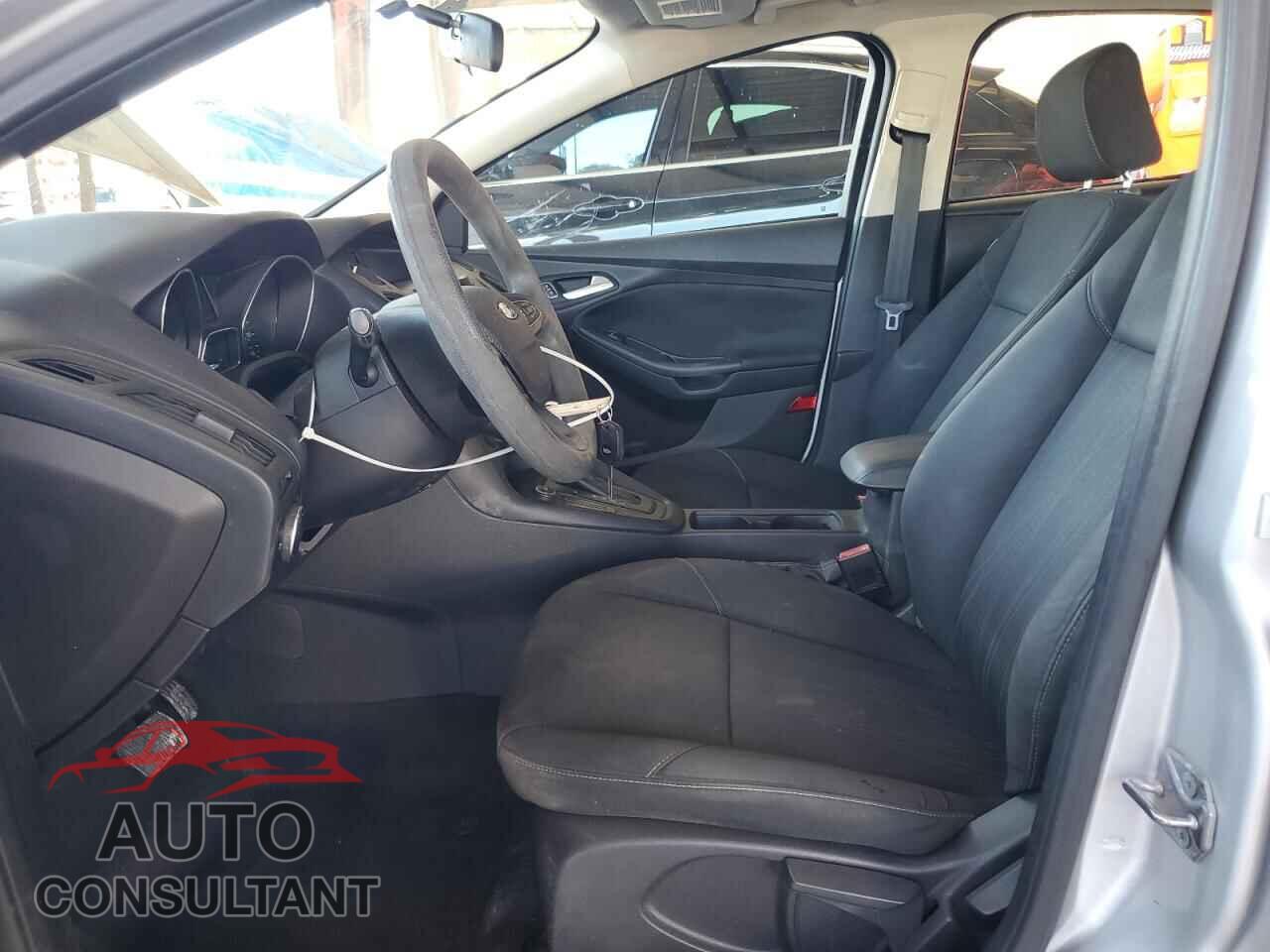 FORD FOCUS 2016 - 1FADP3K23GL216906