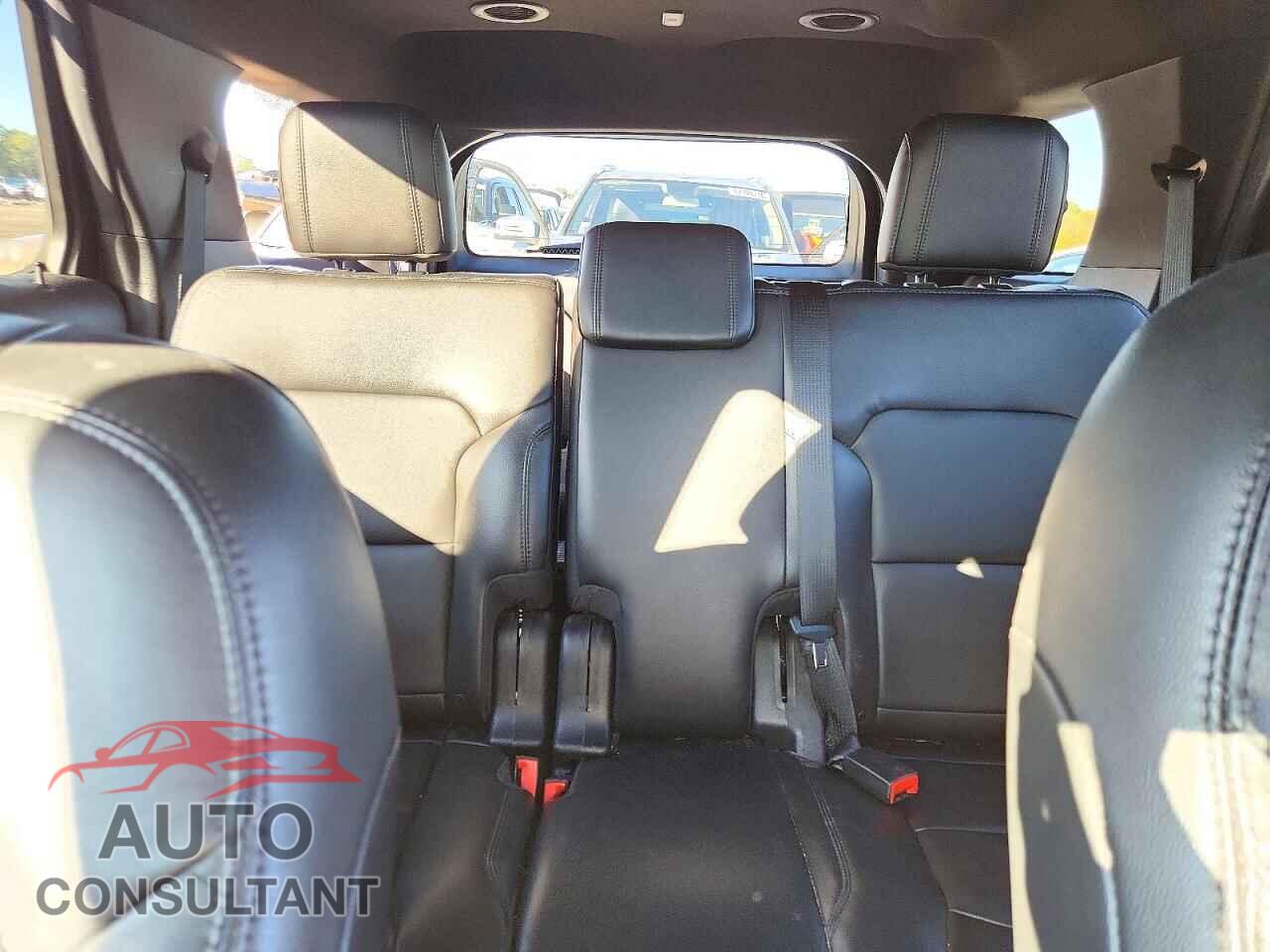 FORD EXPLORER 2018 - 1FM5K8D82JGB61937