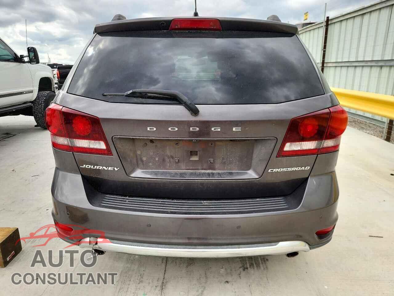 DODGE JOURNEY 2015 - 3C4PDCGG1FT674547