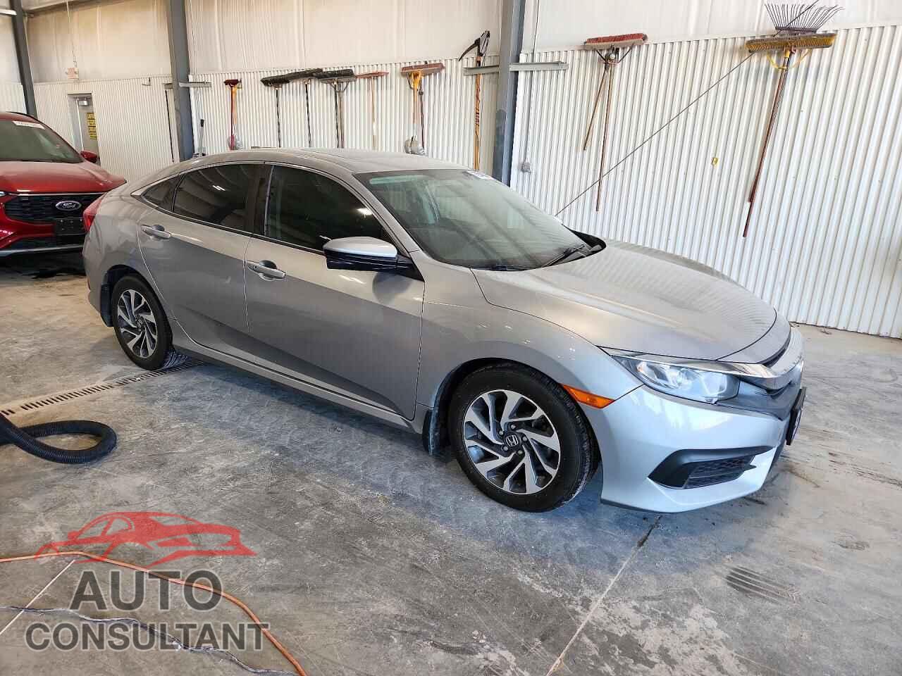 HONDA CIVIC 2017 - 19XFC2F71HE017247