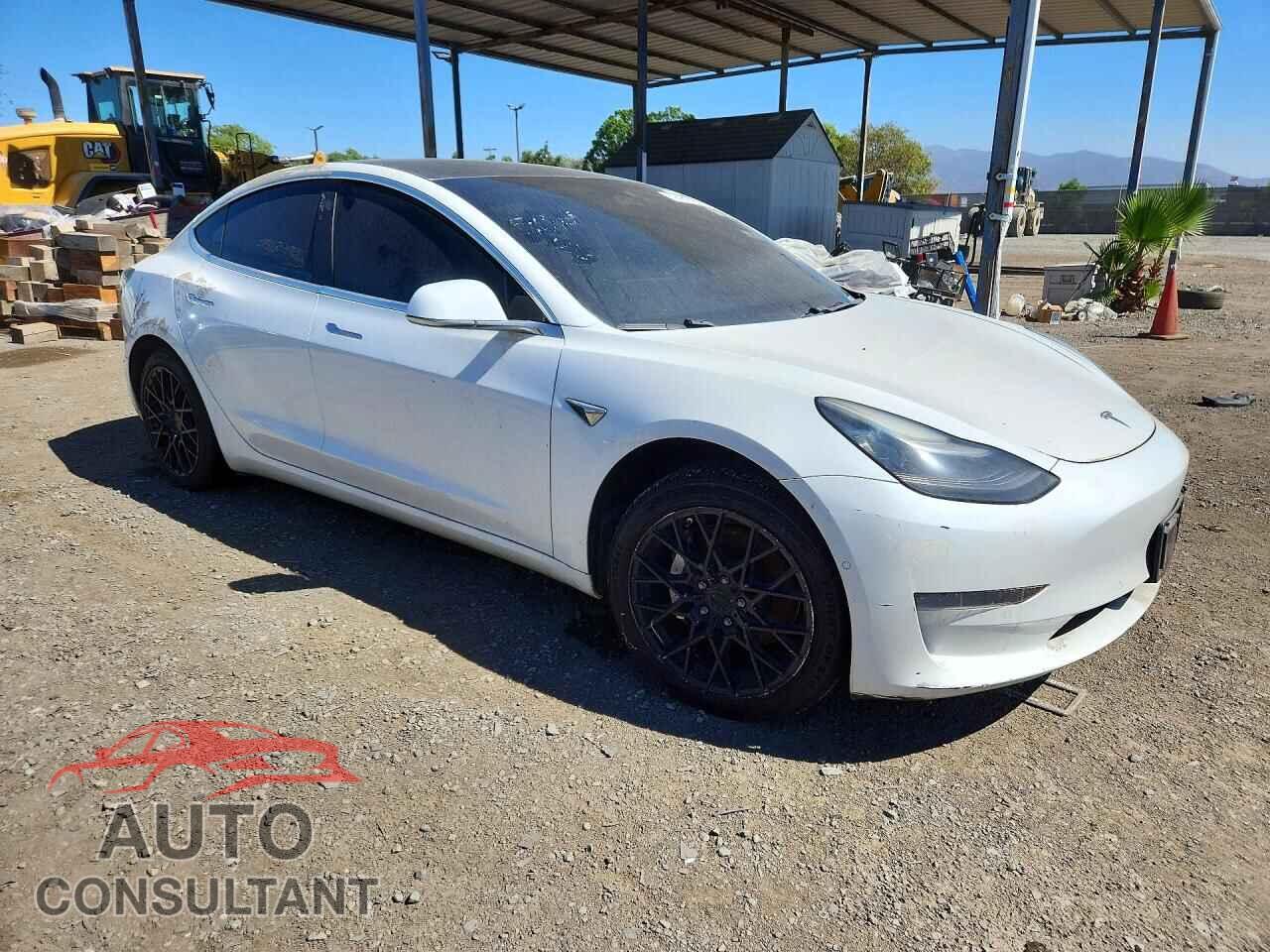 TESLA MODEL 3 2019 - 5YJ3E1EA5KF482474