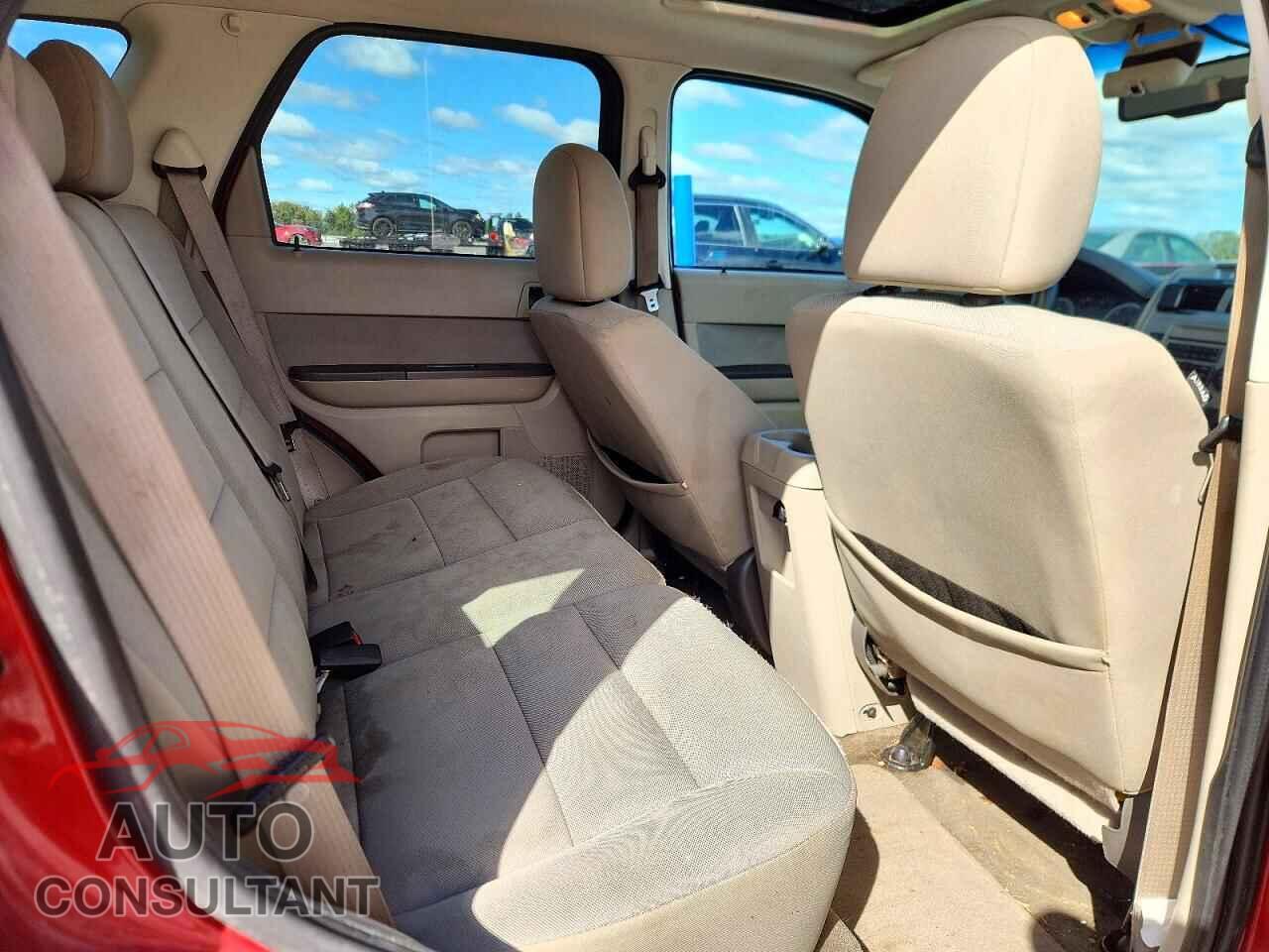 FORD ESCAPE 2010 - 1FMCU9DGXAKB63091