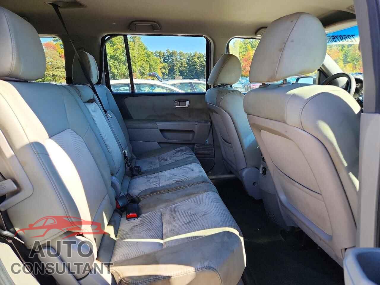 HONDA PILOT 2012 - 5FNYF4H2XCB073588
