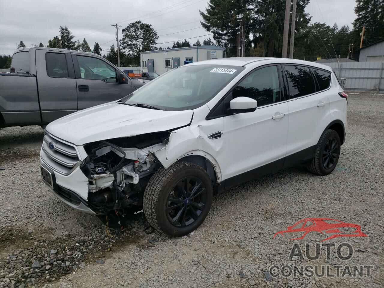 FORD ESCAPE 2017 - 1FMCU9G90HUC02900