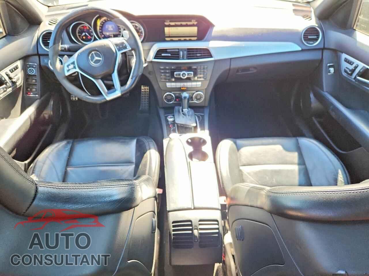 MERCEDES-BENZ C-CLASS 2013 - WDDGF7HB6DA744302