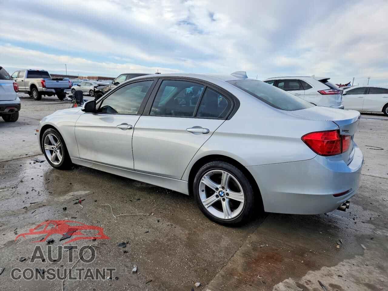 BMW 3 SERIES 2013 - WBA3A5C55DF357687