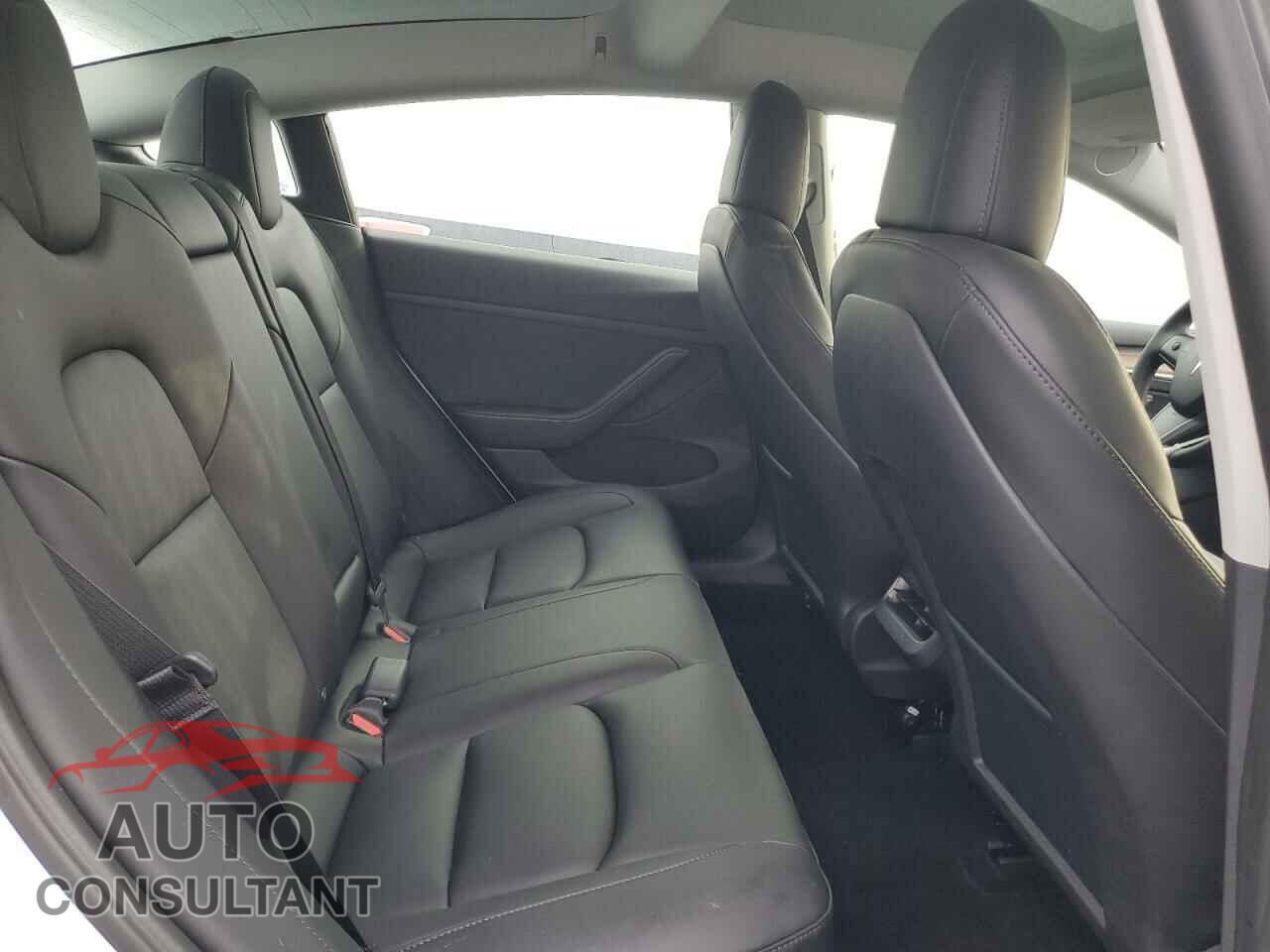 TESLA MODEL 3 2023 - 5YJ3E1EB5PF388076