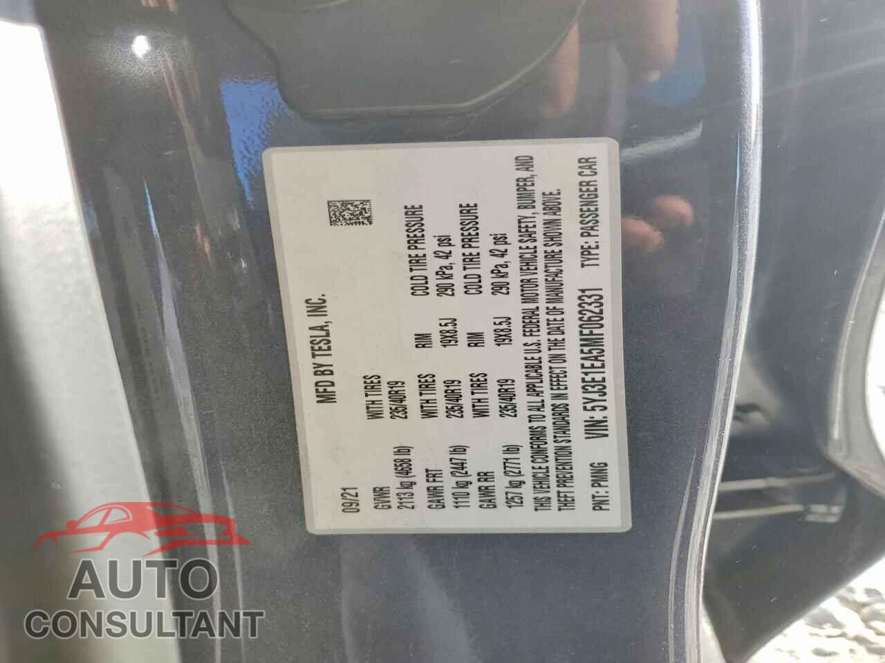 TESLA MODEL 3 2021 - 5YJ3E1EA5MF062331