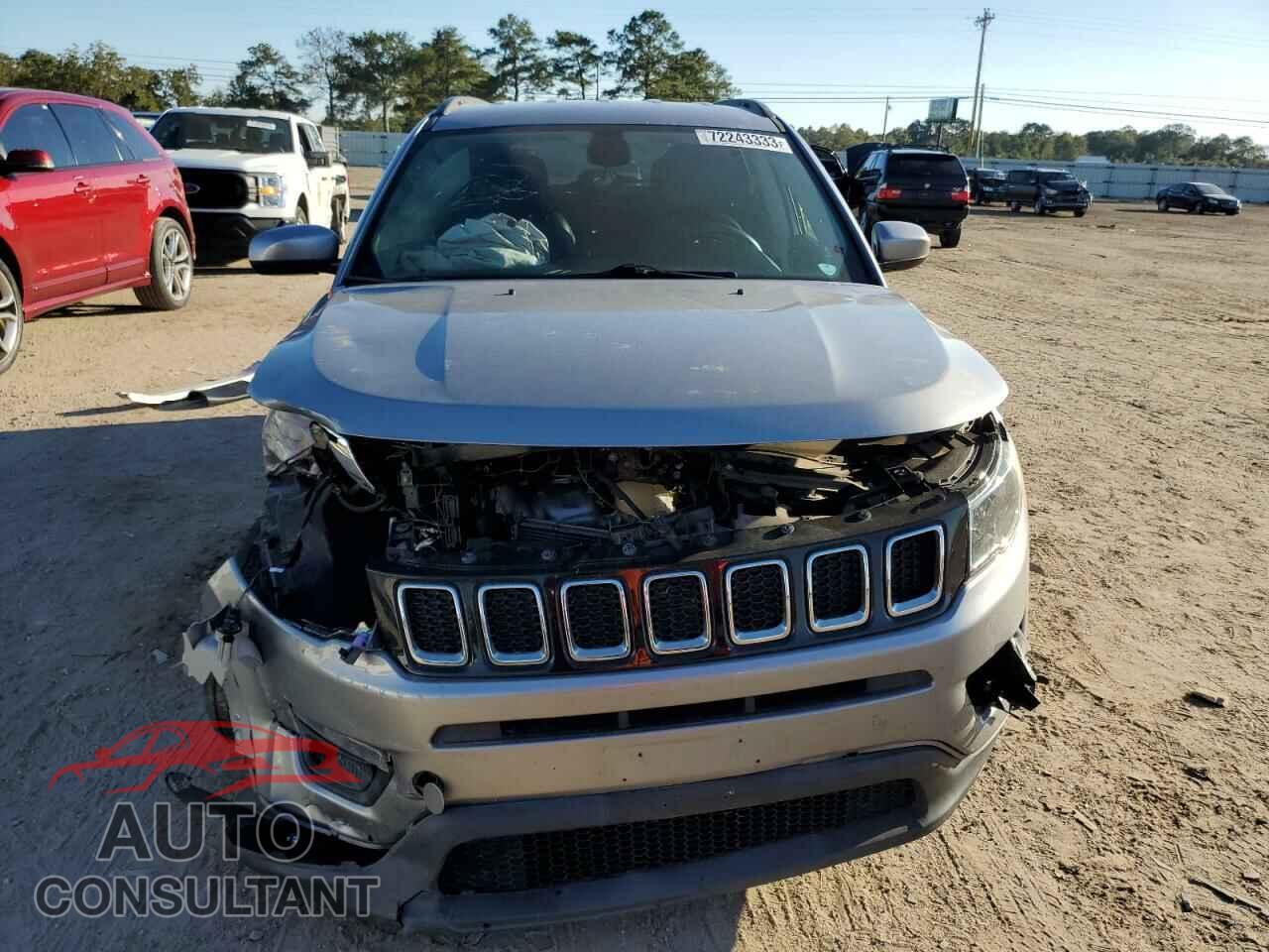 JEEP COMPASS 2018 - 3C4NJDBB4JT178541