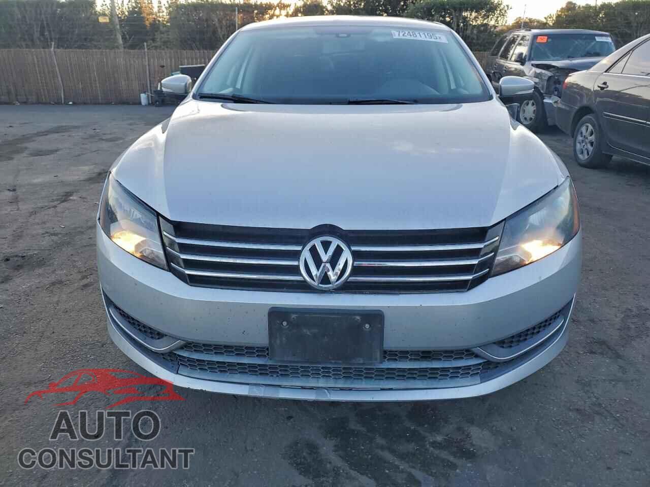 VOLKSWAGEN PASSAT 2013 - 1VWAP7A32DC080470