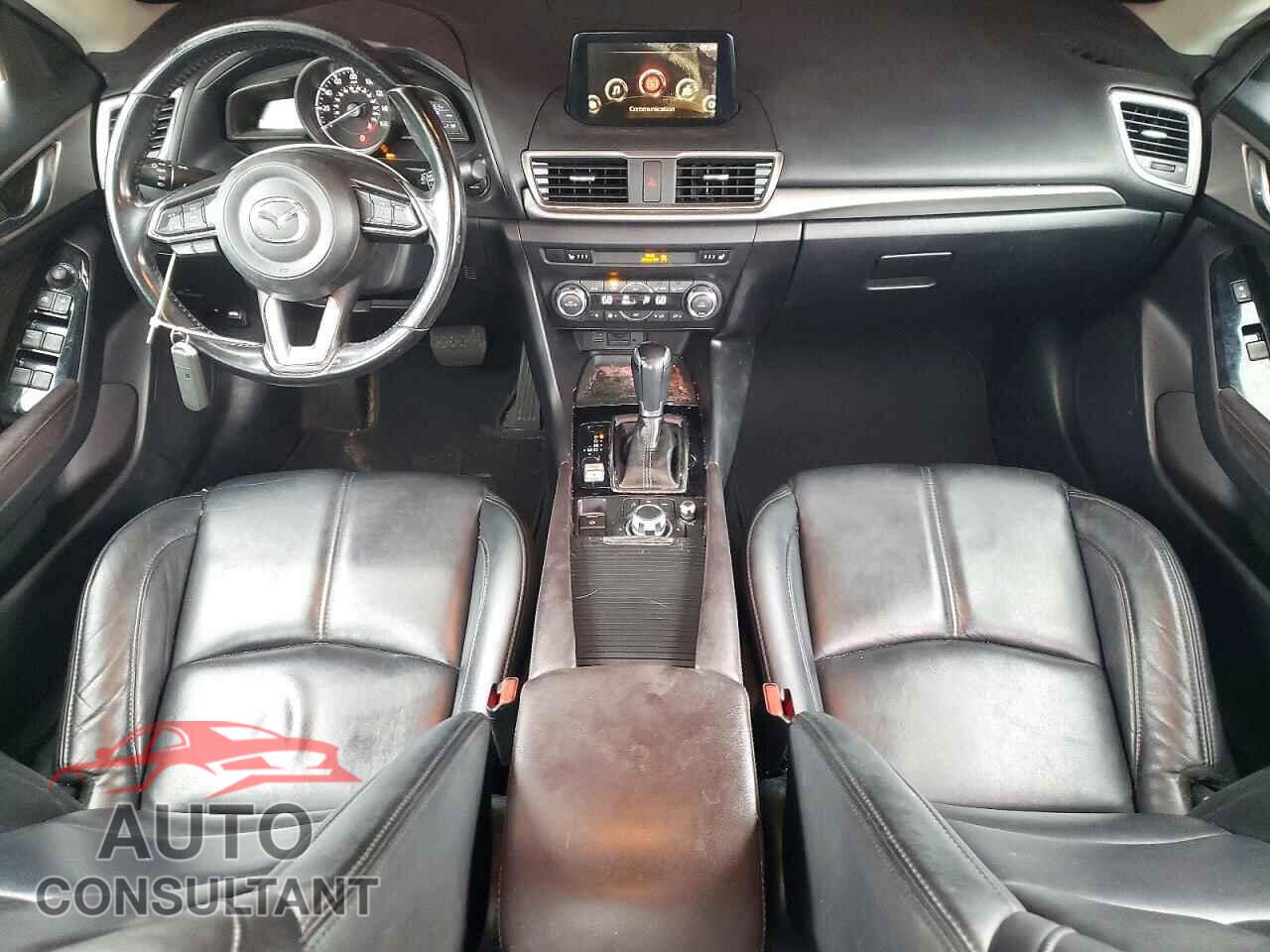 MAZDA 3 2018 - 3MZBN1V30JM193572
