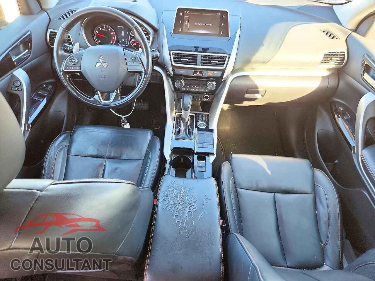 MITSUBISHI ECLIPSE 2019 - JA4AT5AA1KZ003675