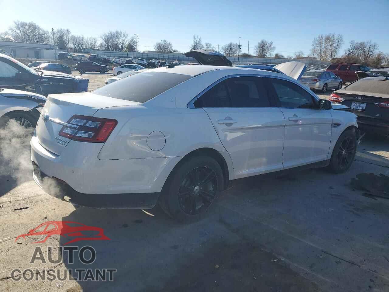FORD TAURUS 2017 - 1FAHP2E88HG132246