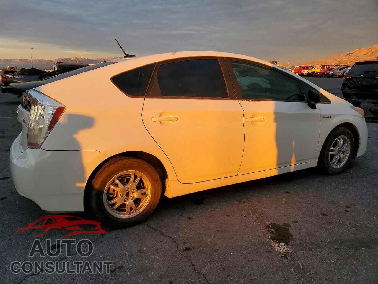 TOYOTA PRIUS 2010 - JTDKN3DU8A0030275