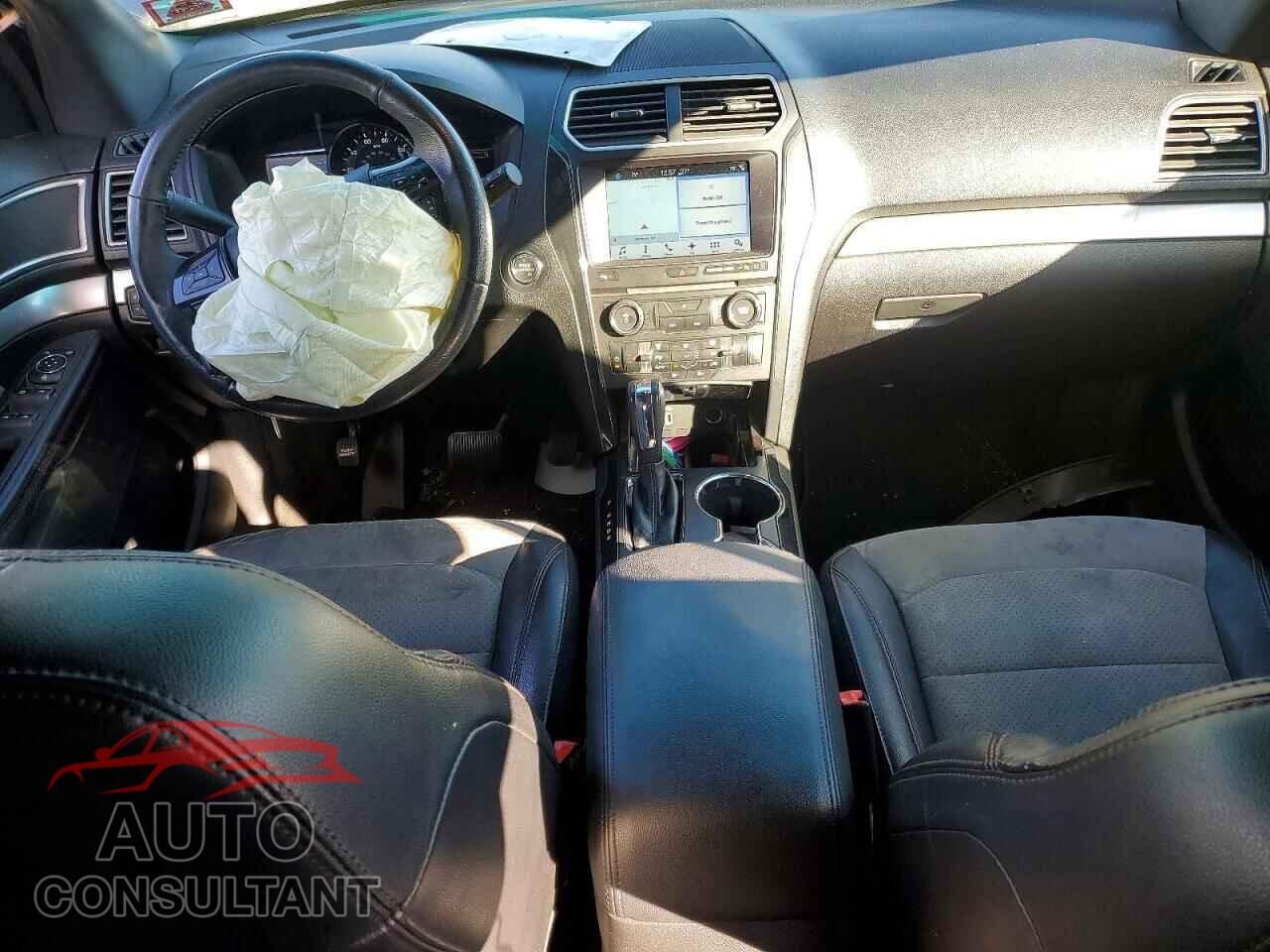 FORD EXPLORER 2017 - 1FM5K8D86HGA53248