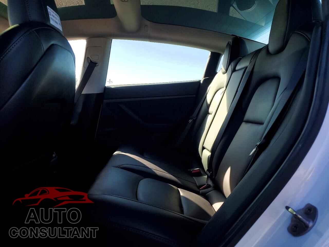 TESLA MODEL 3 2021 - 5YJ3E1EA8MF026973