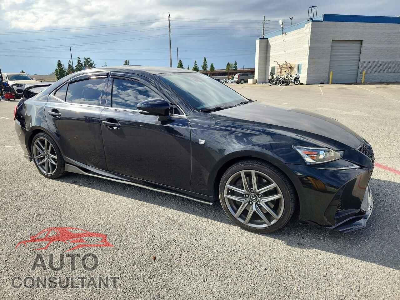 LEXUS IS 2017 - JTHBA1D29H5055275