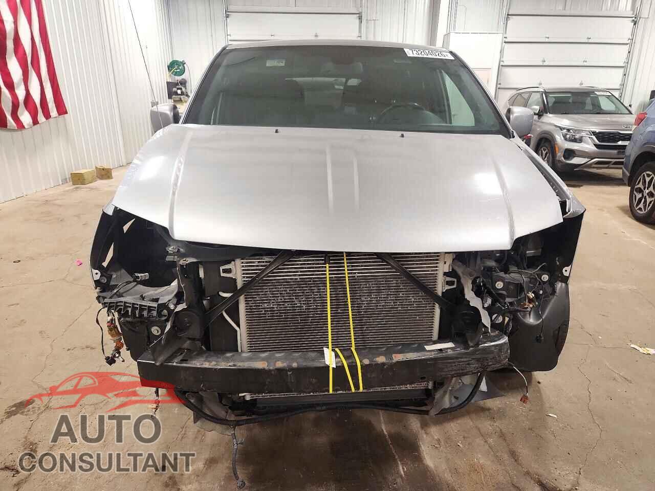 DODGE CARAVAN 2019 - 2C4RDGEG2KR711198