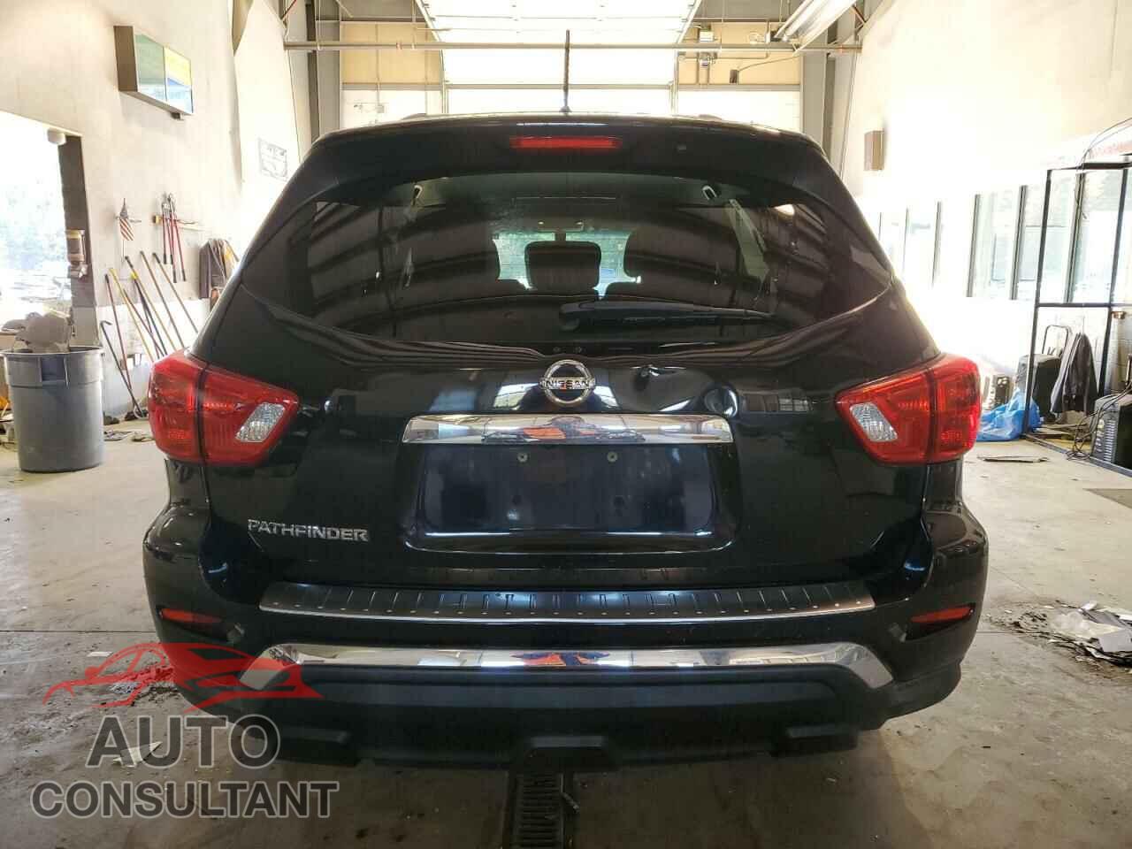 NISSAN PATHFINDER 2017 - 5N1DR2MN9HC606802