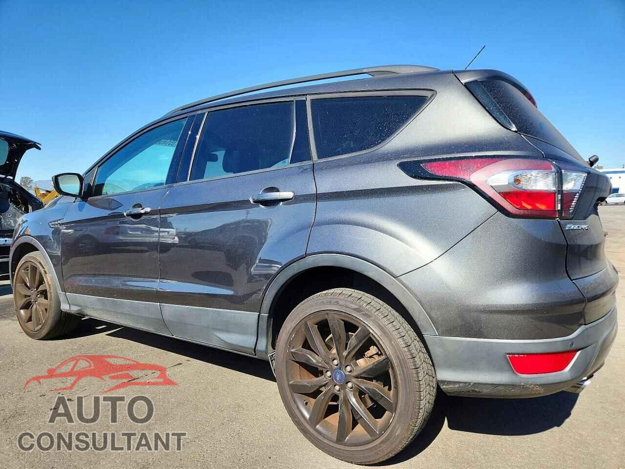 FORD ESCAPE 2017 - 1FMCU0JD4HUE48390