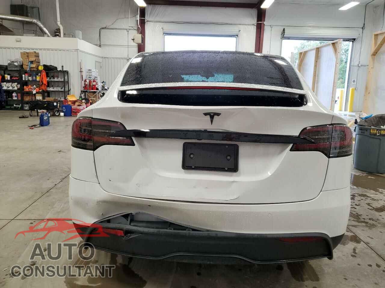 TESLA MODEL X 2022 - 7SAXCBE56NF360178