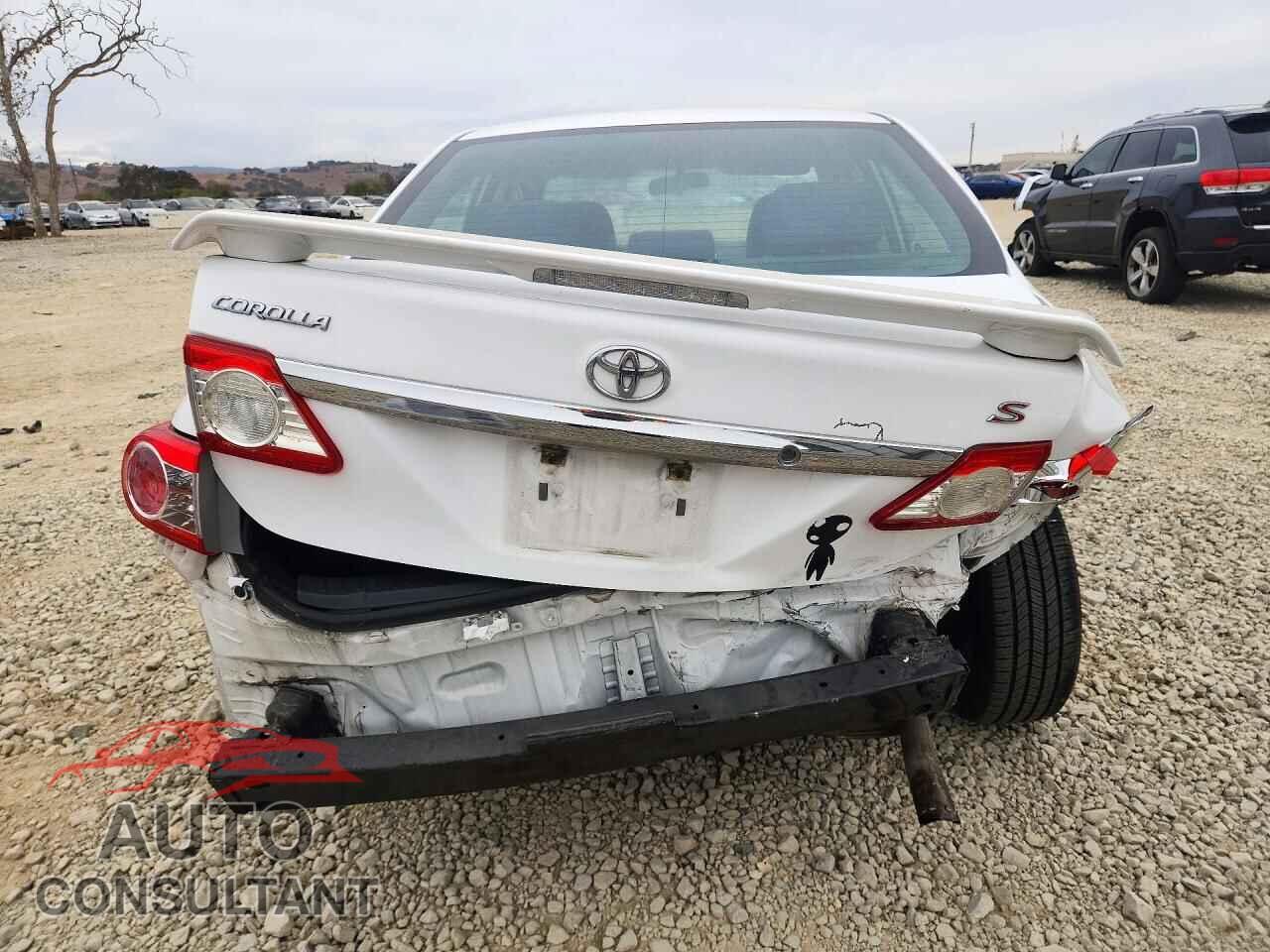 TOYOTA COROLLA 2013 - 5YFBU4EE1DP211647