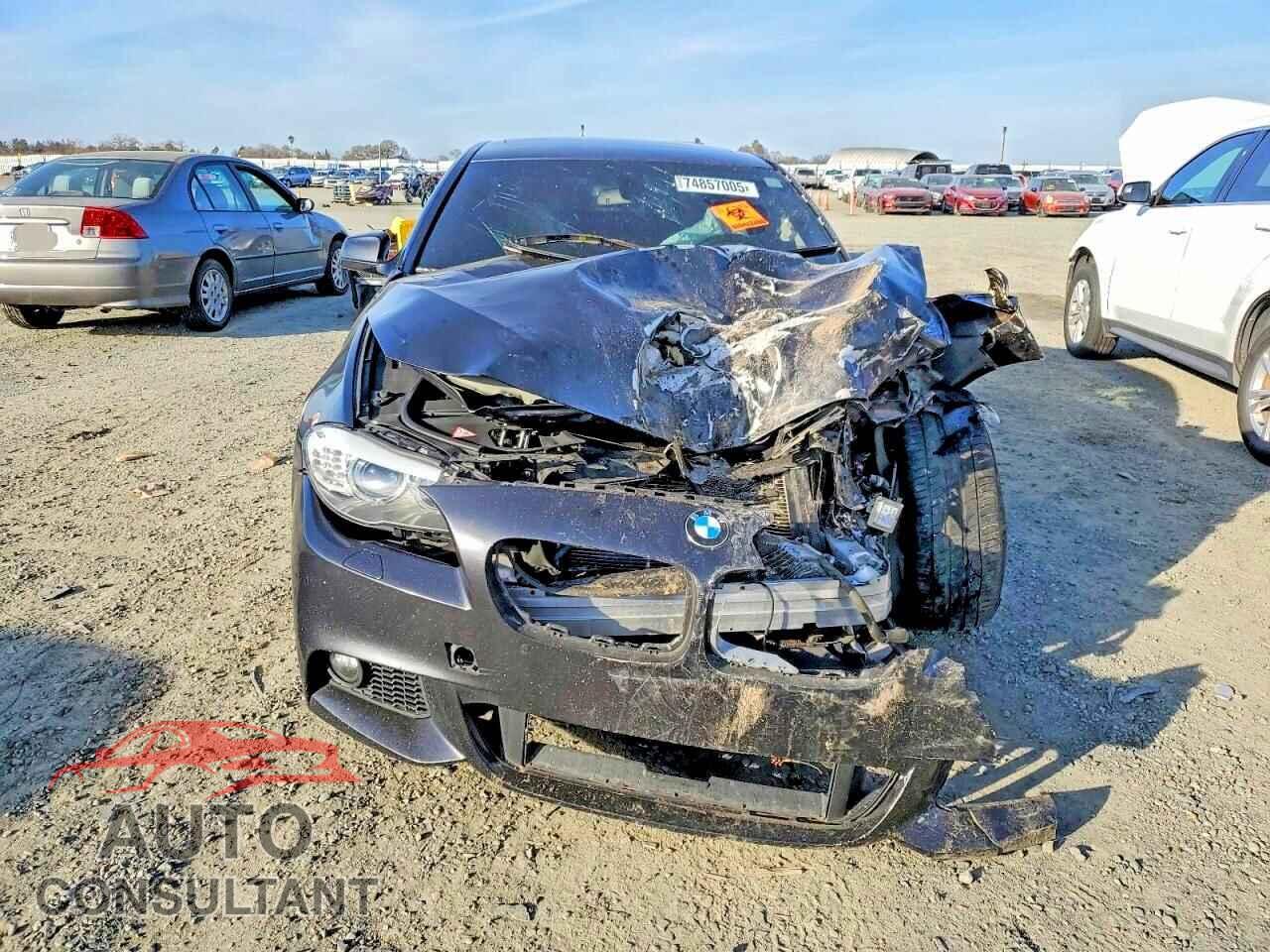 BMW 5 SERIES 2012 - WBAFR9C52CDX79245