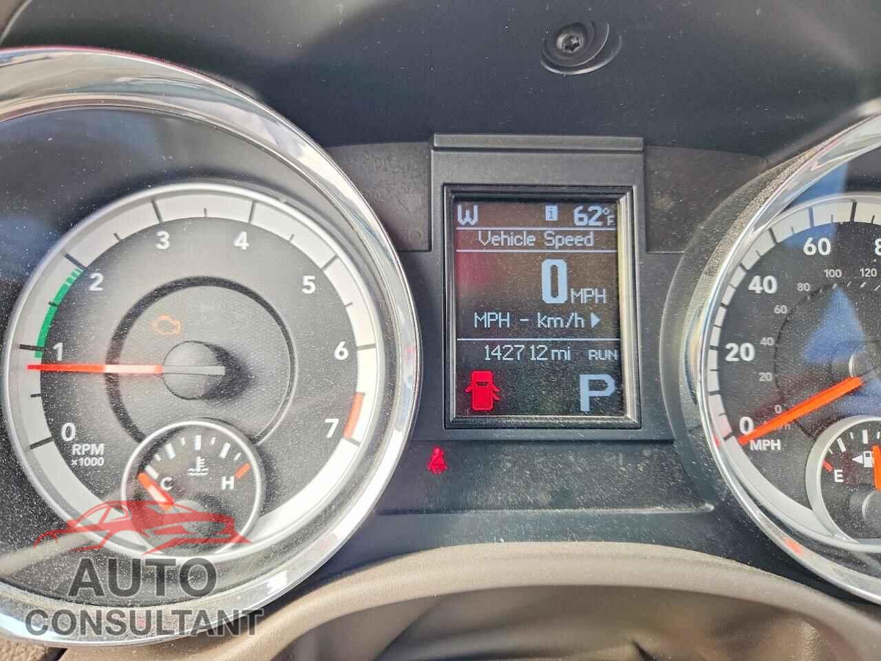 DODGE DURANGO 2013 - 1C4RDJDGXDC527802