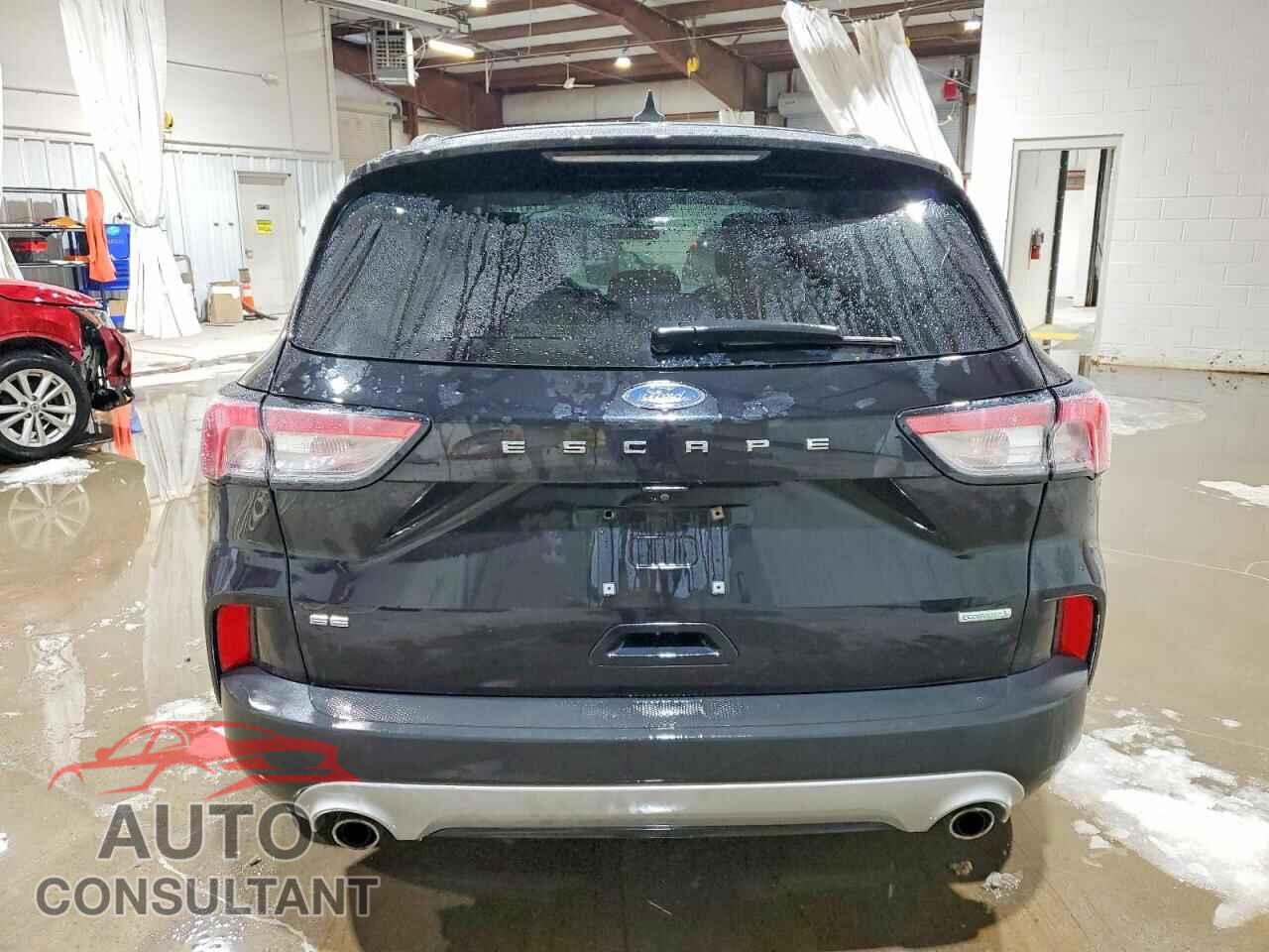 FORD ESCAPE 2020 - 1FMCU0G69LUA97493