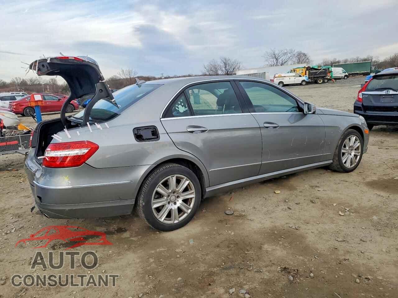 MERCEDES-BENZ E-CLASS 2013 - WDDHF8JB9DA718443