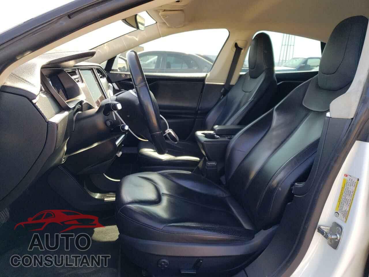 TESLA MODEL S 2015 - 5YJSA1S1XFFP69486