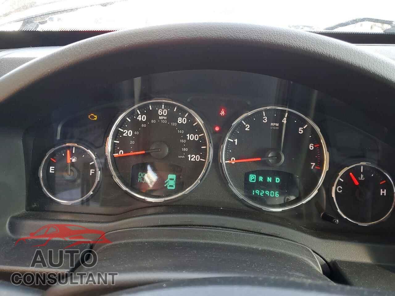 JEEP LIBERTY 2010 - 1J4PN5GK0AW111452