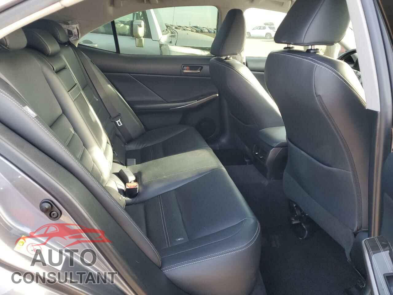 LEXUS IS 2017 - JTHCM1D26H5019247