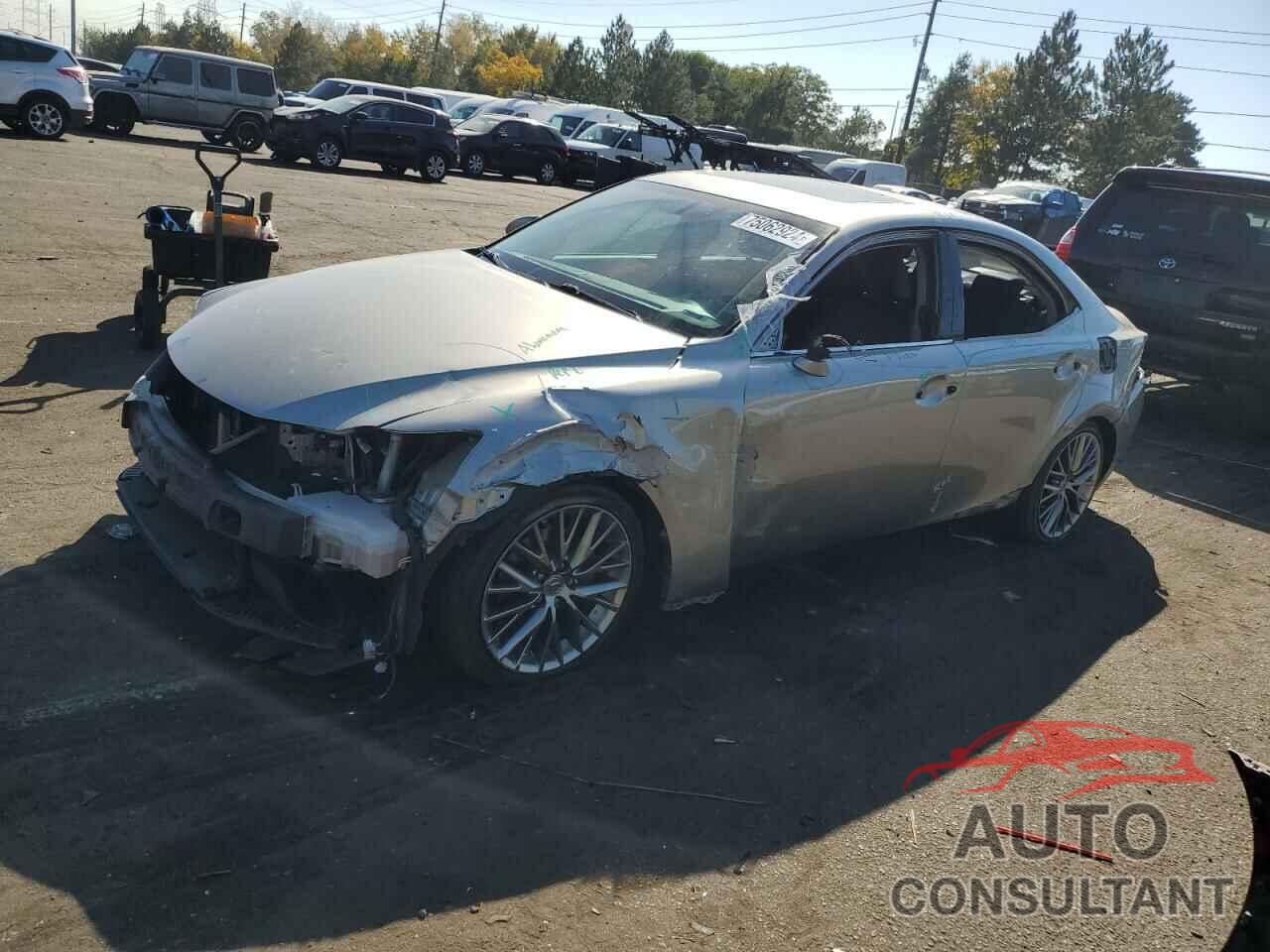 LEXUS IS 2015 - JTHCF1D21F5029496