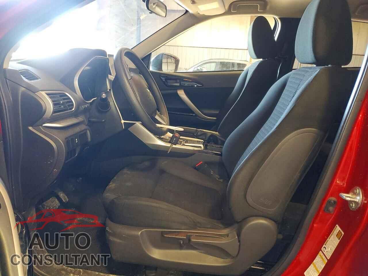 MITSUBISHI ECLIPSE 2019 - JA4AT4AA1KZ023645