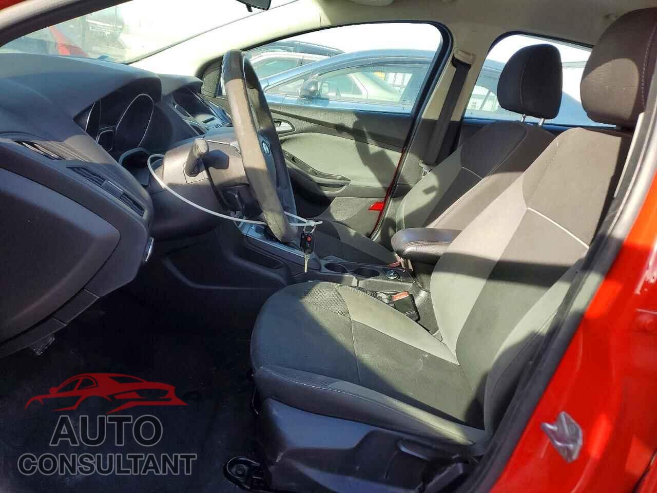 FORD FOCUS 2014 - 1FADP3K25EL273069