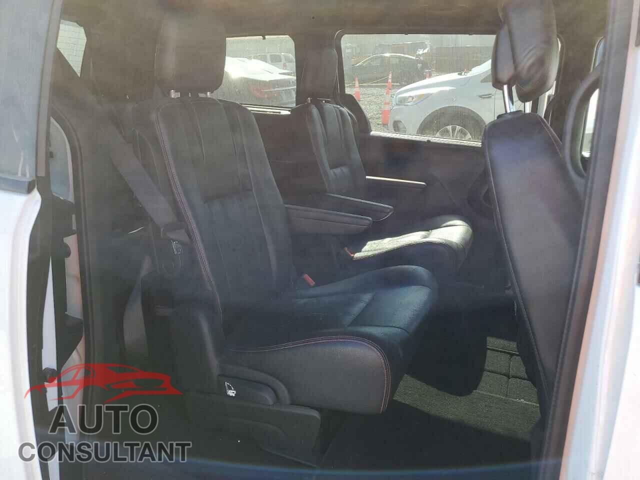 DODGE CARAVAN 2017 - 2C4RDGEG1HR580421