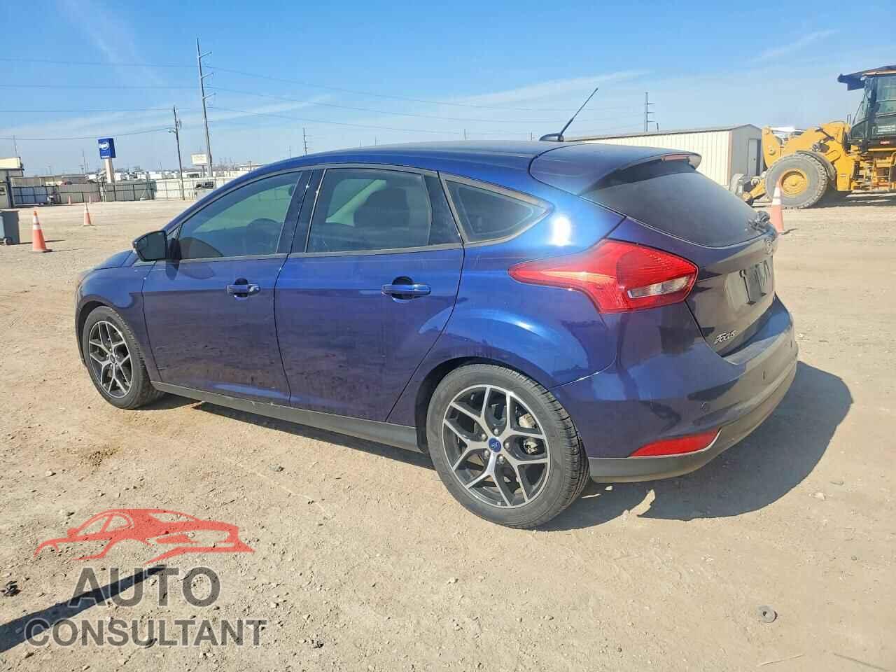 FORD FOCUS 2017 - 1FADP3M26HL342157