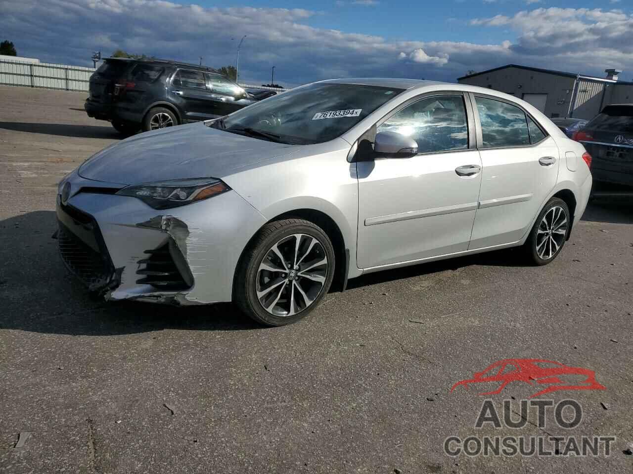 TOYOTA COROLLA 2018 - 5YFBURHE6JP814498