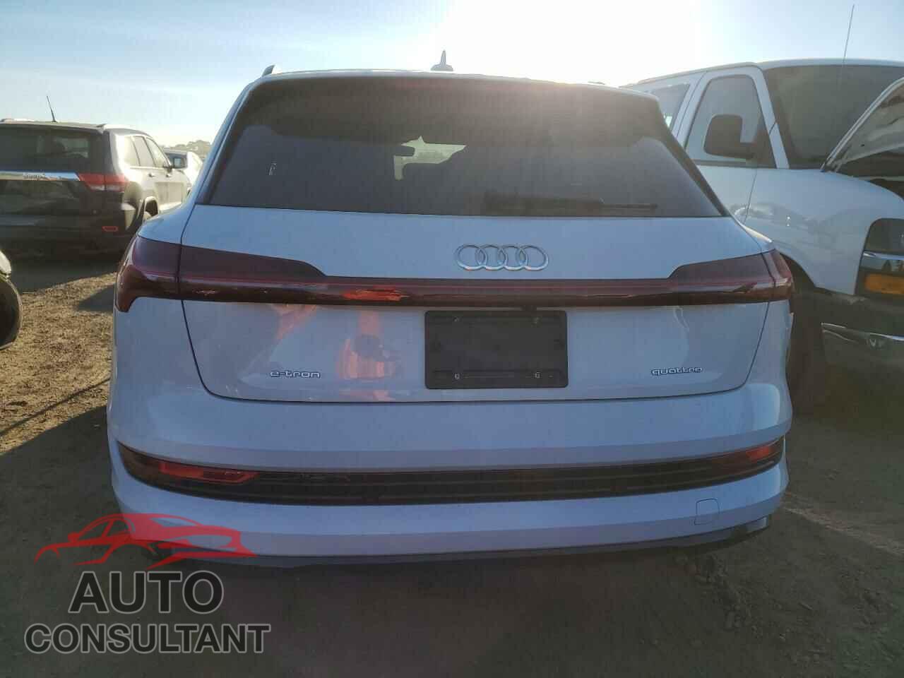 AUDI E-TRON 2022 - WA1AABGE3NB007271