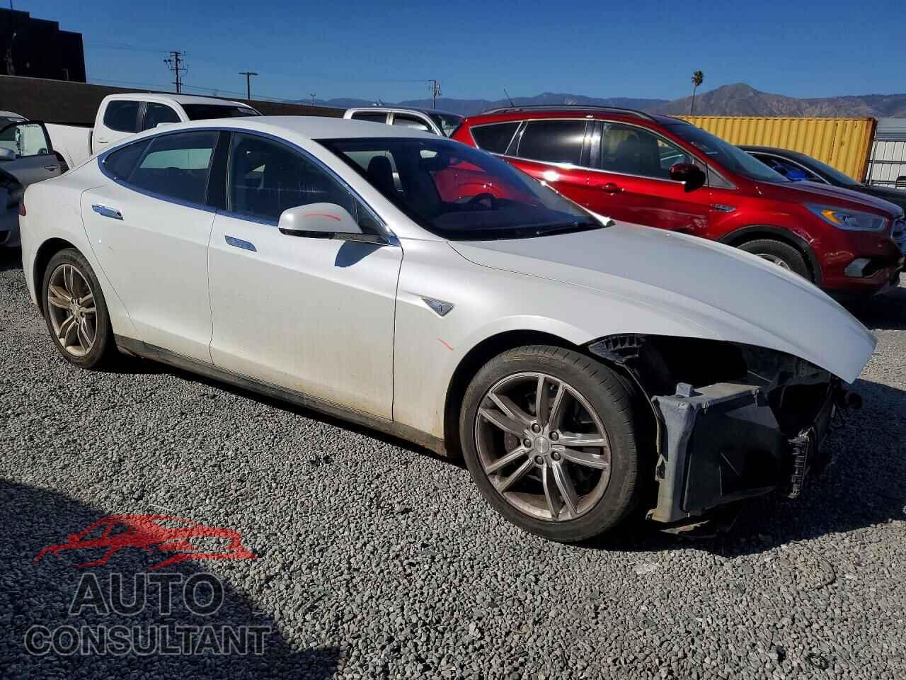TESLA MODEL S 2013 - 5YJSA1CG4DFP03628