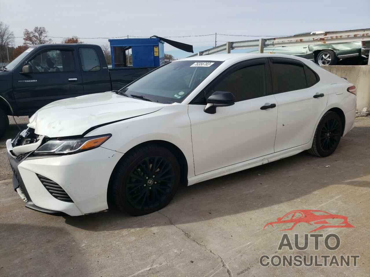 TOYOTA CAMRY 2020 - 4T1G11AK7LU301066