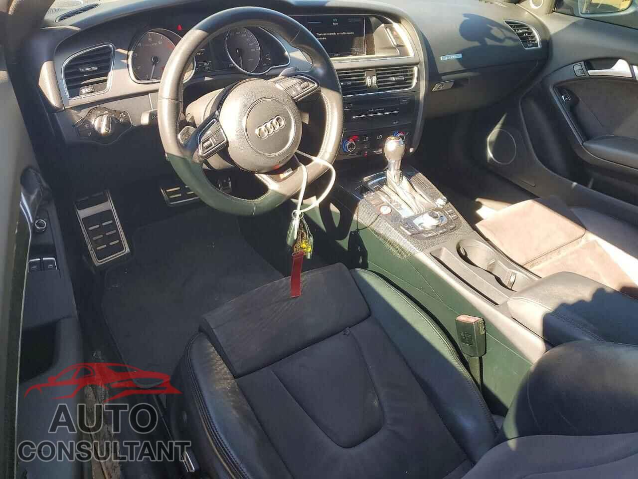 AUDI S5/RS5 2014 - WAUCGAFR9EA011596