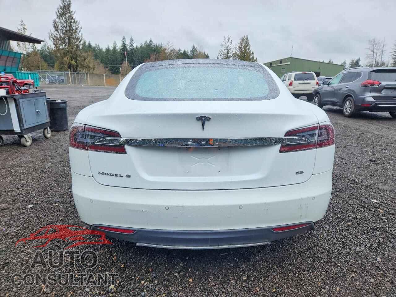 TESLA MODEL S 2014 - 5YJSA1H1XEFP35845