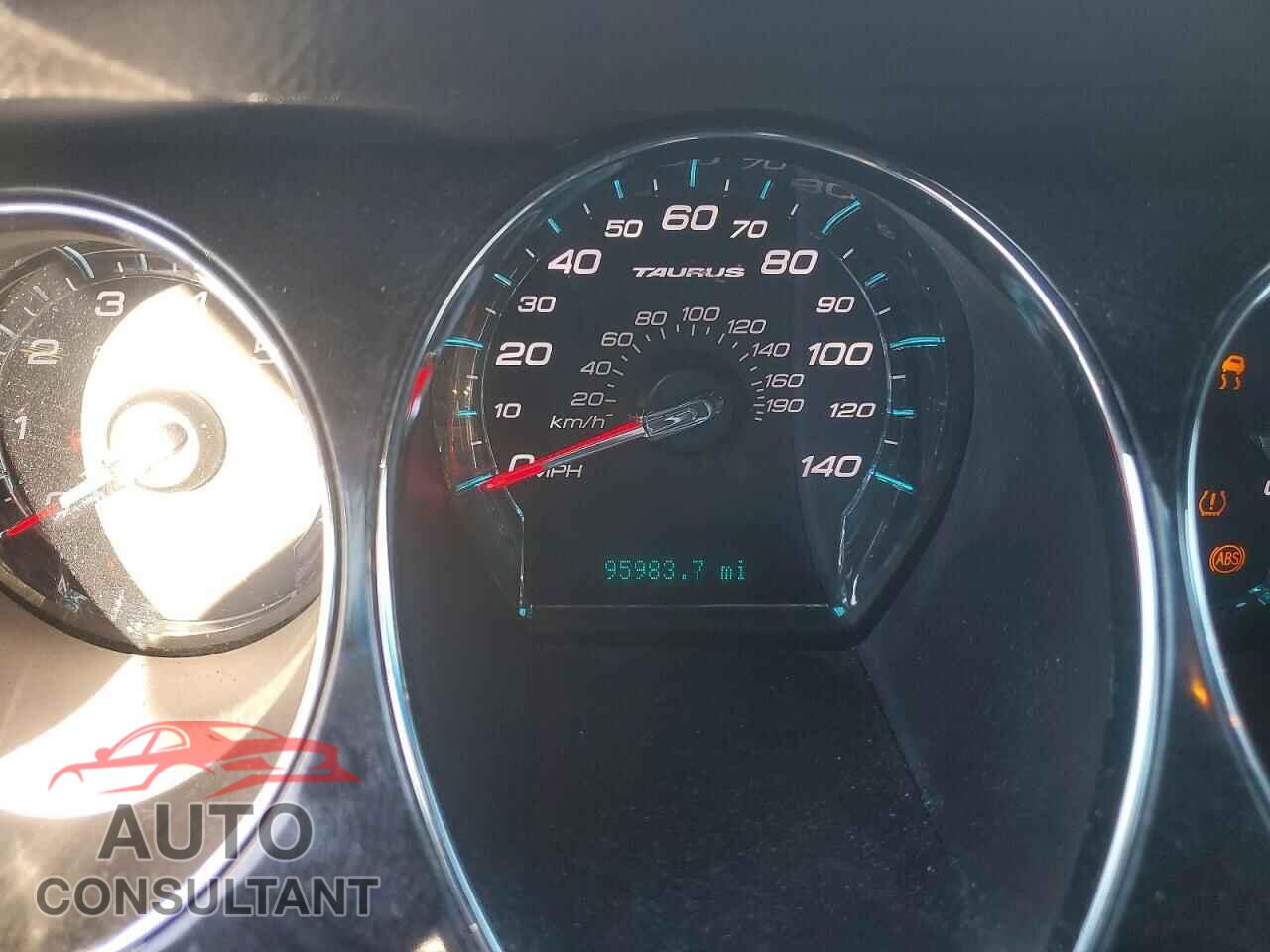 FORD TAURUS 2012 - 1FAHP2FW2CG128263