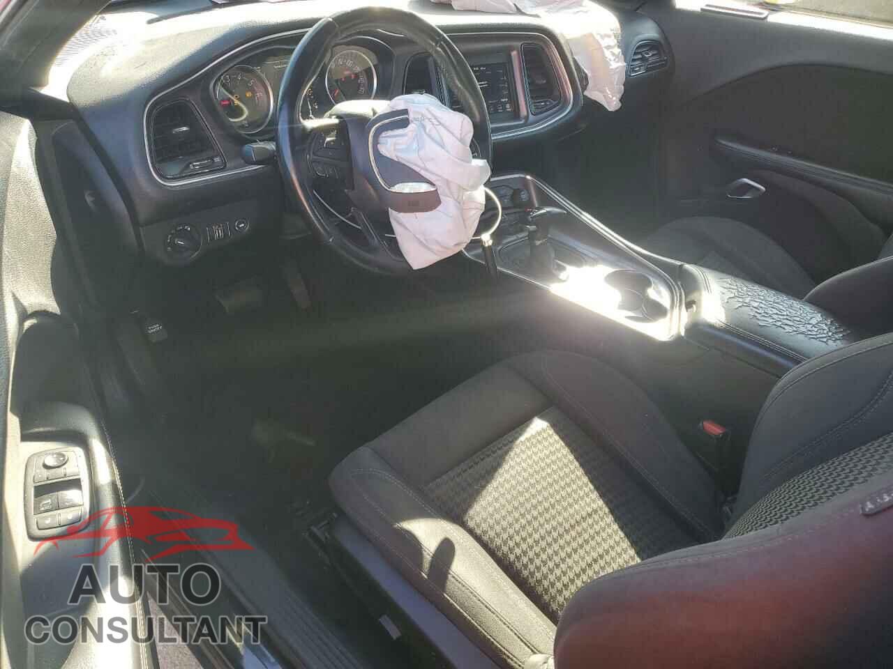 DODGE CHALLENGER 2018 - 2C3CDZAG8JH242182