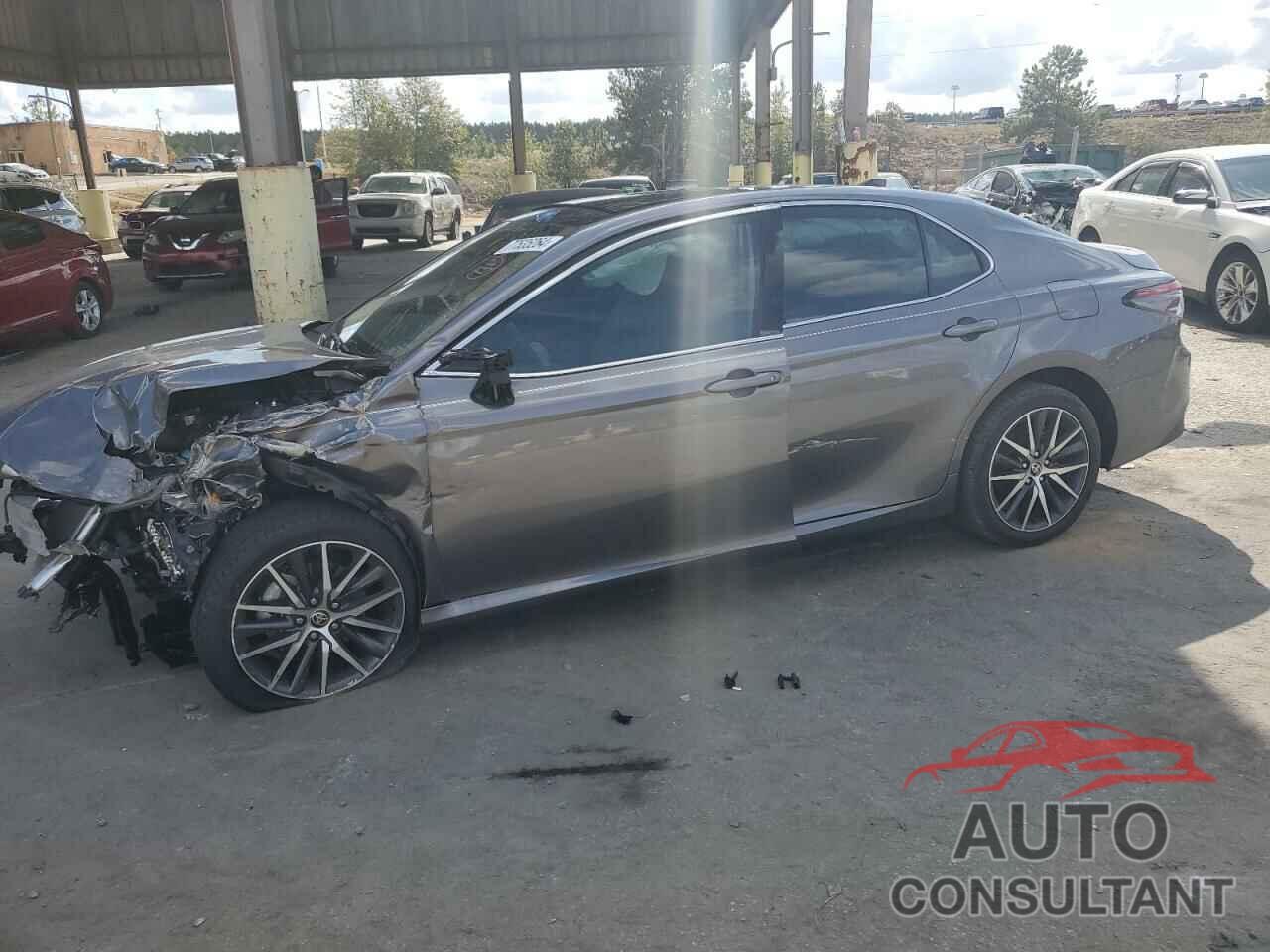 TOYOTA CAMRY 2021 - 4T1F11AK9MU562986