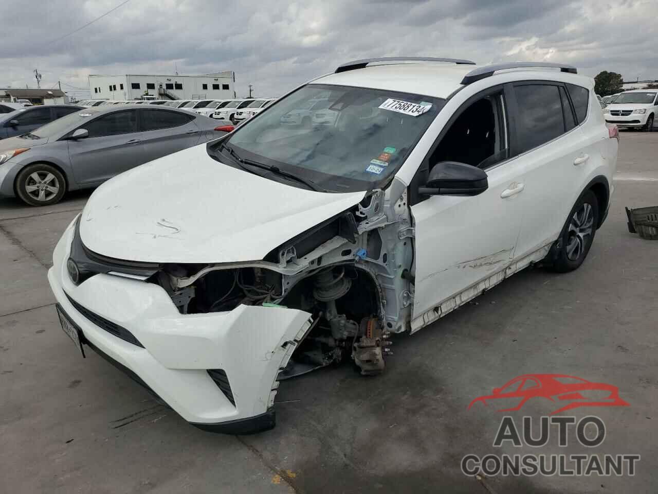 TOYOTA RAV4 2017 - JTMZFREV3HJ108536