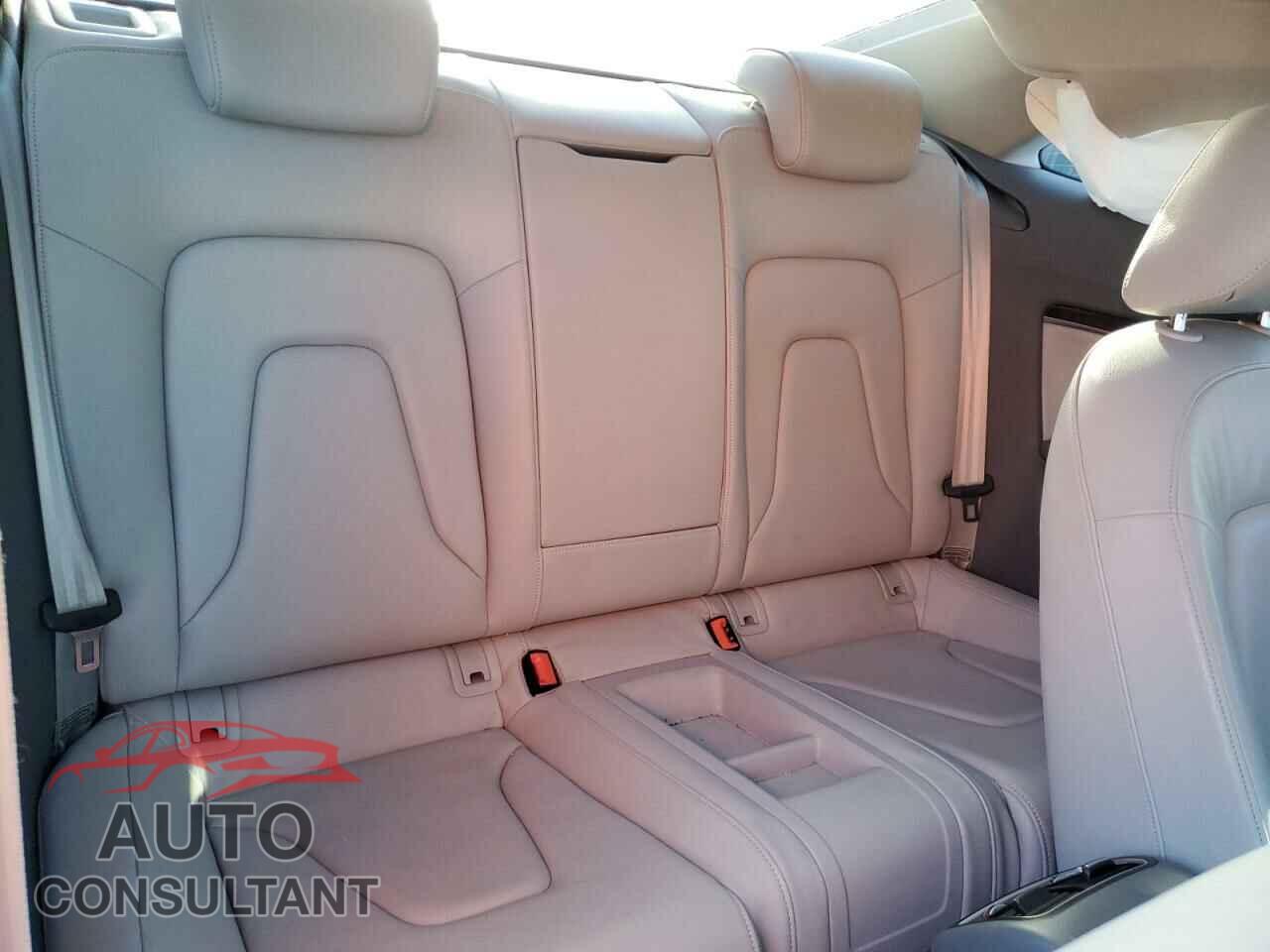 AUDI A5 2014 - WAUCFAFR0EA035403